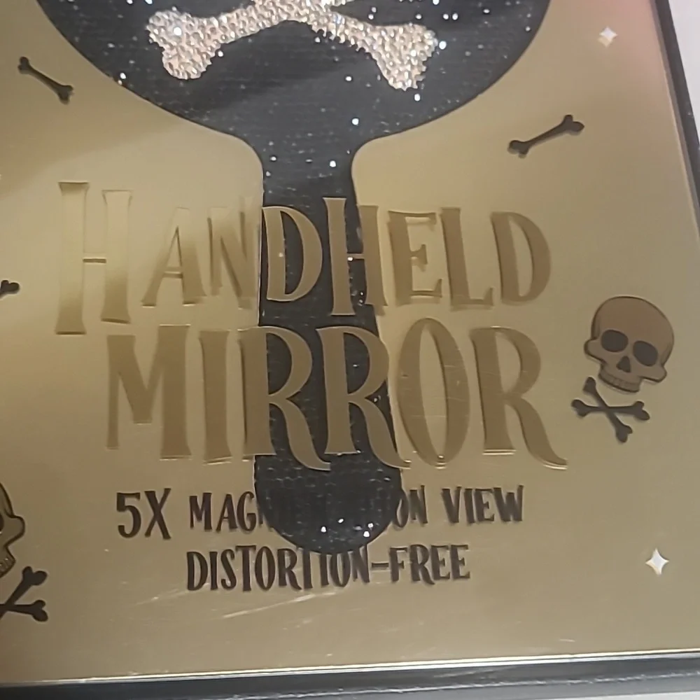 Handheld Mirror
